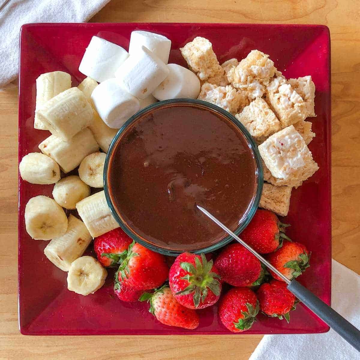Dairy-free chocolate fondue and dippers