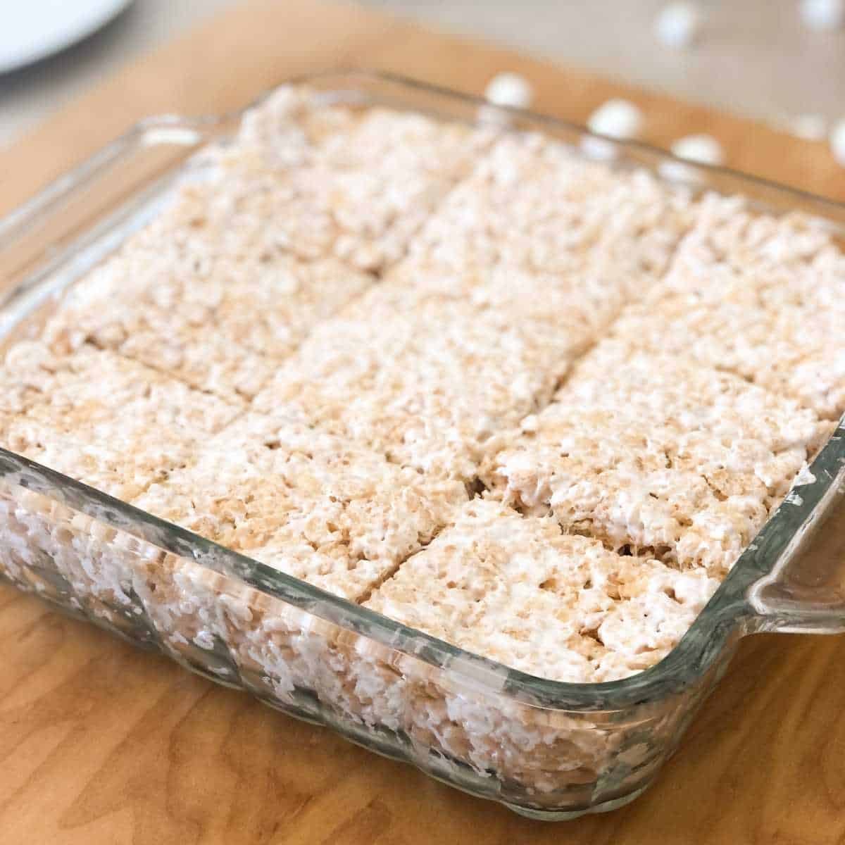 a pan of gluten and dairy free rice krispie treats
